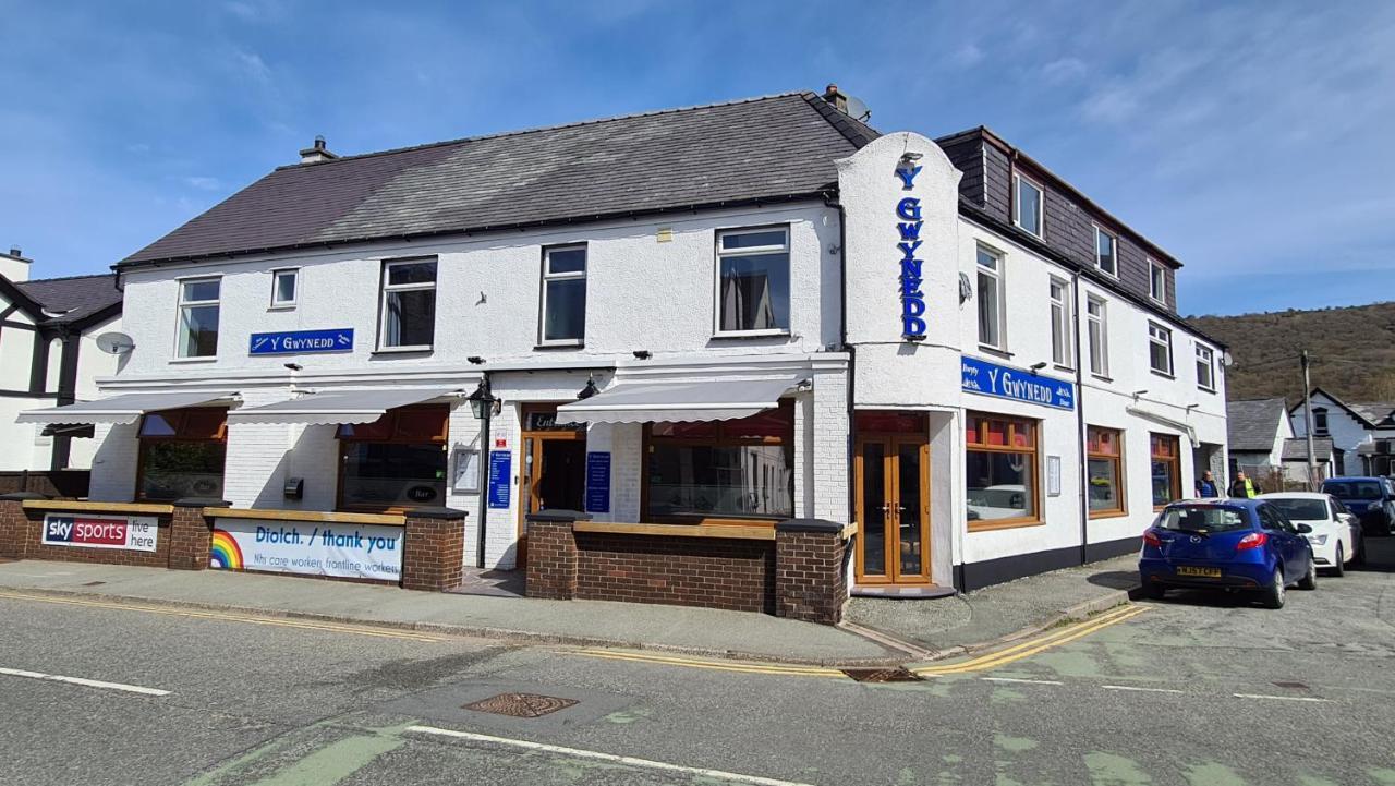 Y Gwynedd Inn ลานเบอริส ภายนอก รูปภาพ